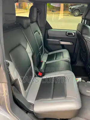 Ford Bronco 2.3 AWD 5 doors 2022 Gris