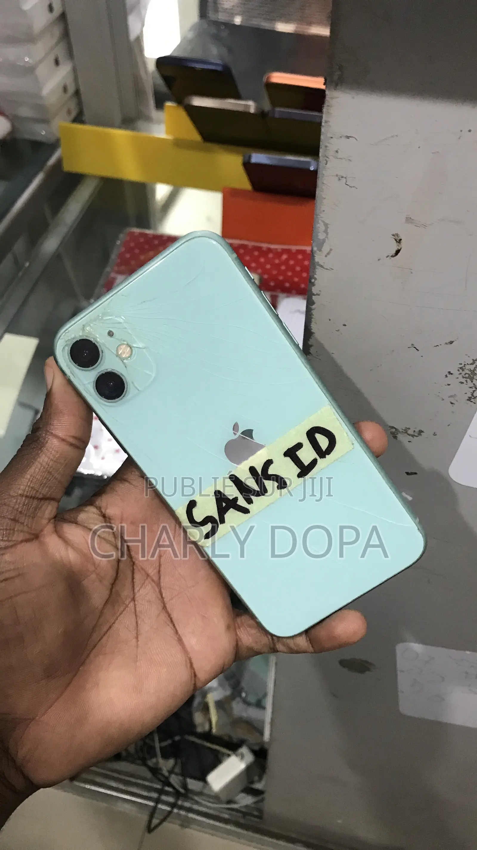Apple iPhone 11 64 GB Vert