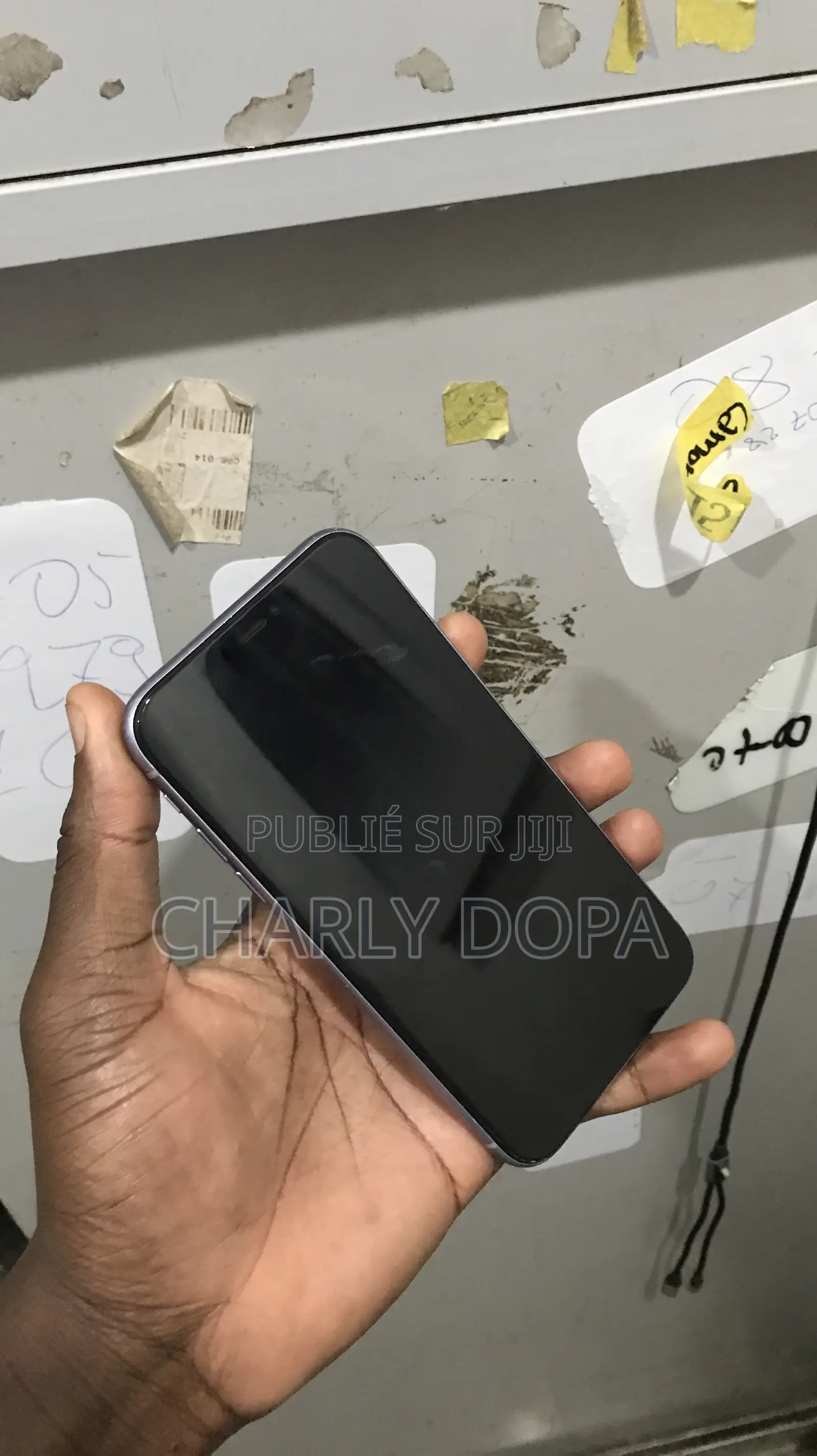 Apple iPhone 11 64 GB Noir