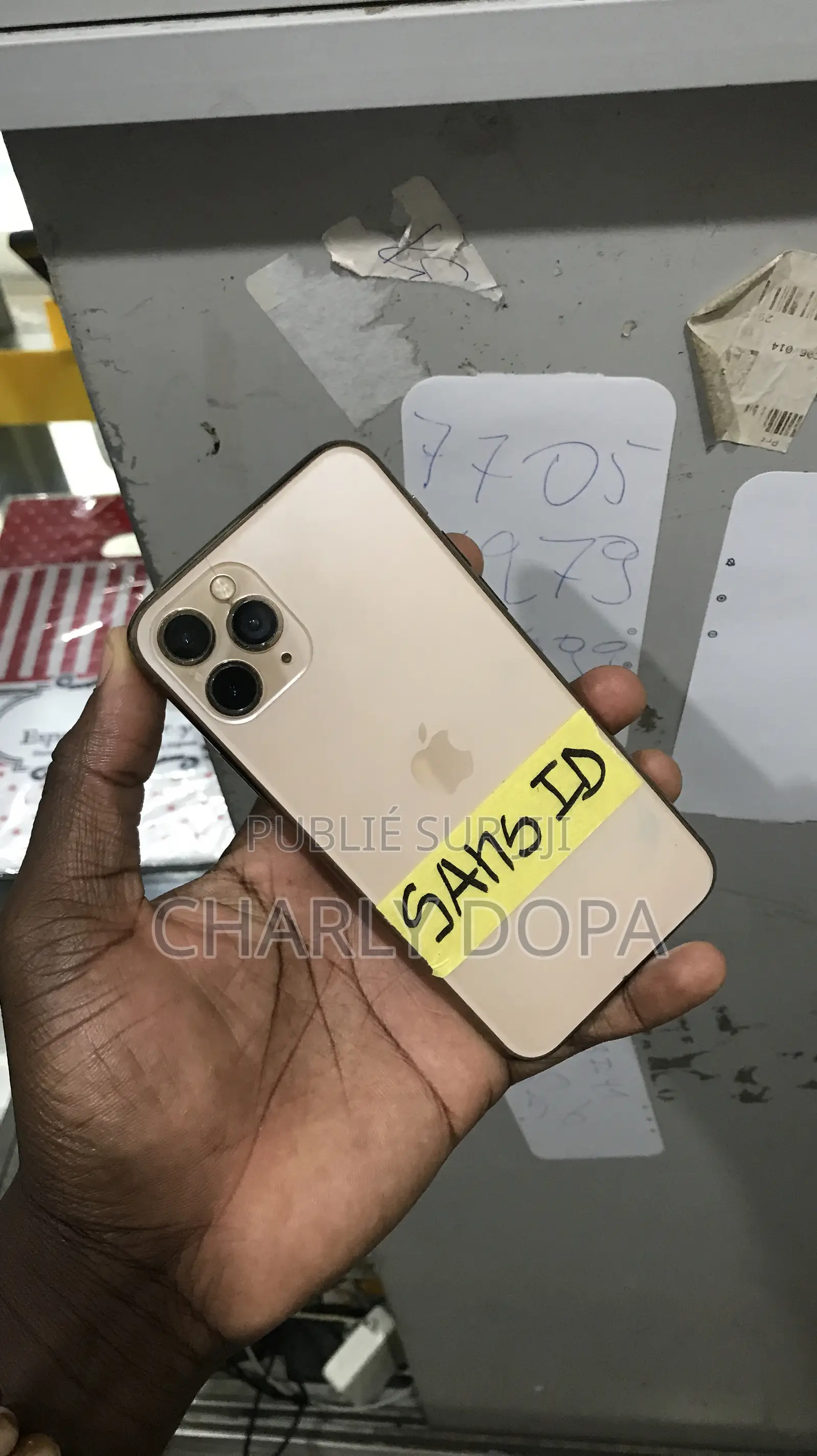 Apple iPhone 11 Pro 64 GB Doré