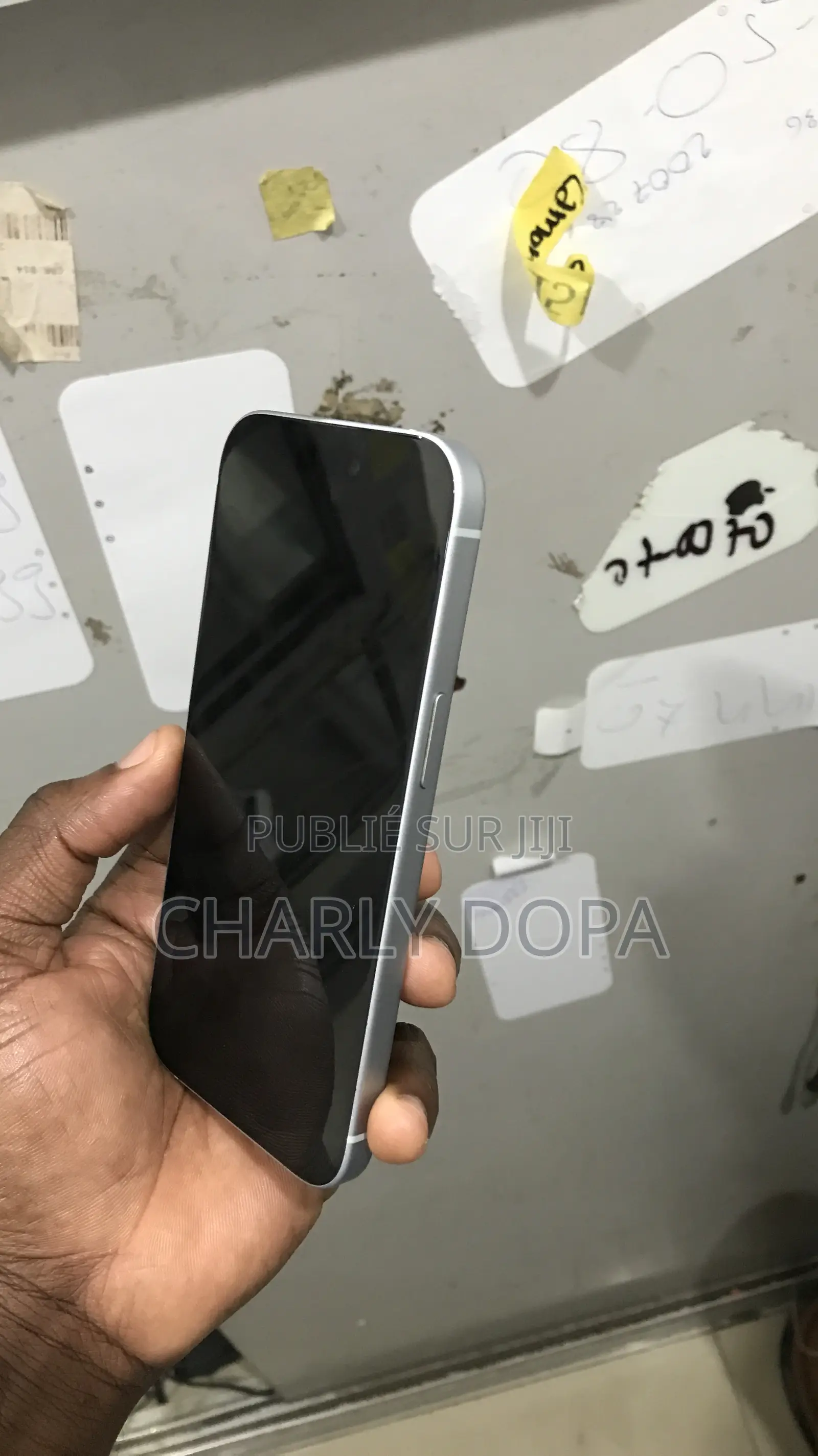 Apple iPhone 15 128 GB Bleu