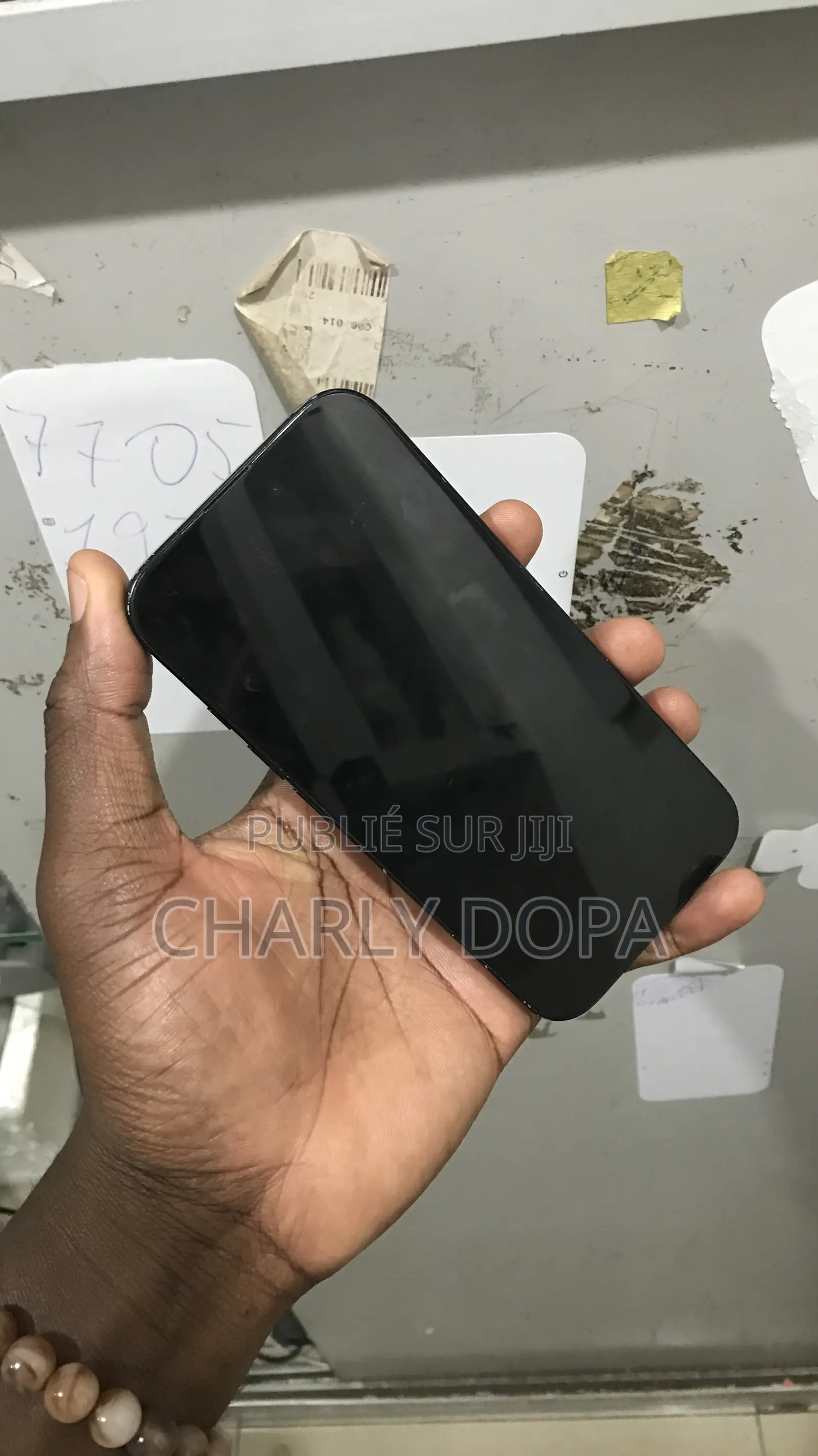 Apple iPhone 16 128 GB Noir
