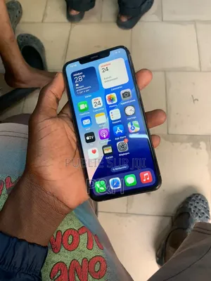 Apple iPhone 11 Pro Max 64 GB Argenté