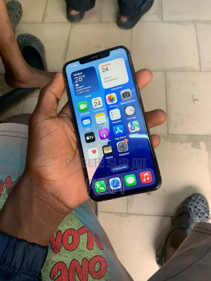 Apple iPhone 11 Pro Max 64 GB Argenté