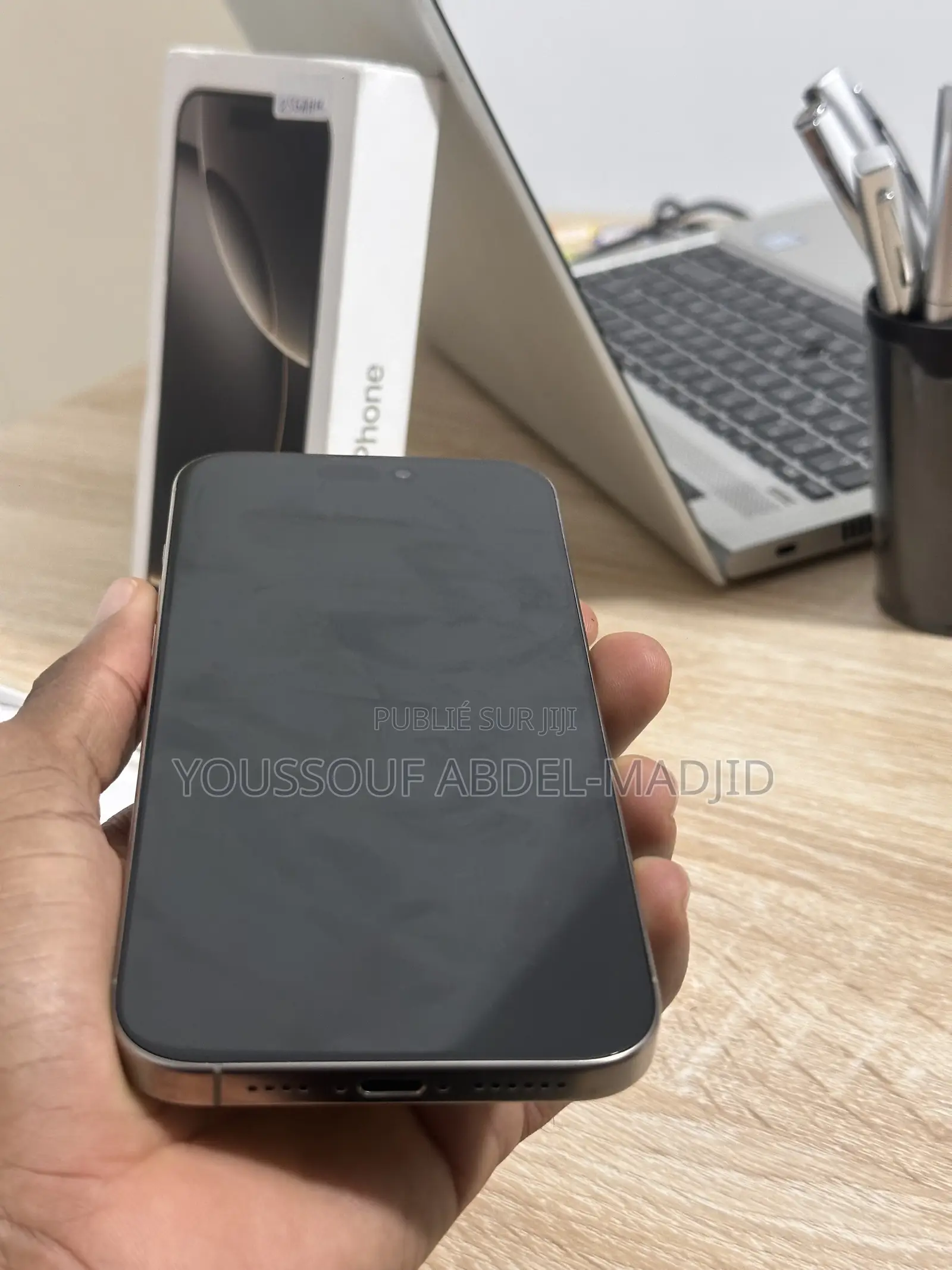 Nouveau Apple iPhone 16 Pro Max 256 GB Gris