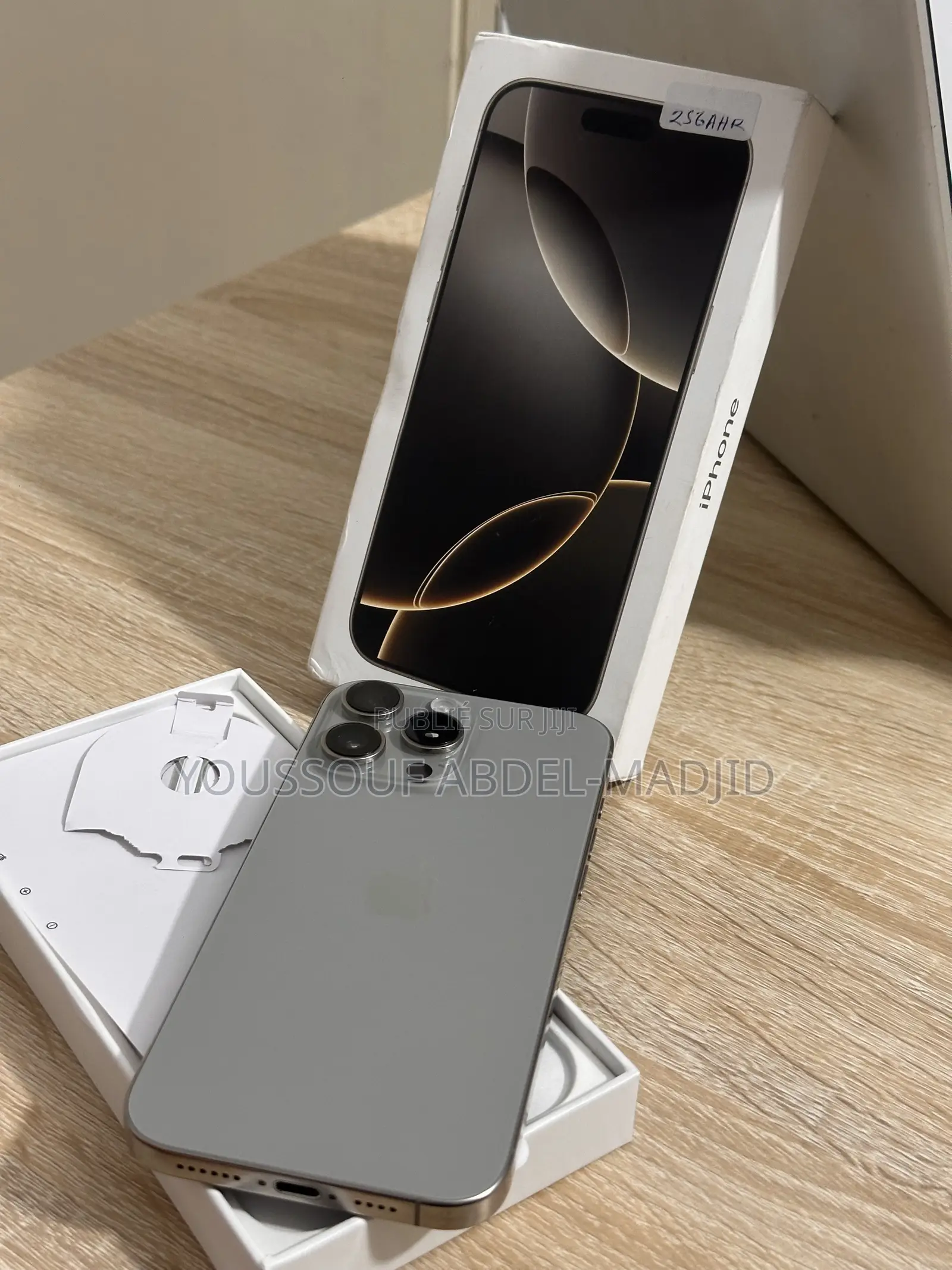 Nouveau Apple iPhone 16 Pro Max 256 GB Gris