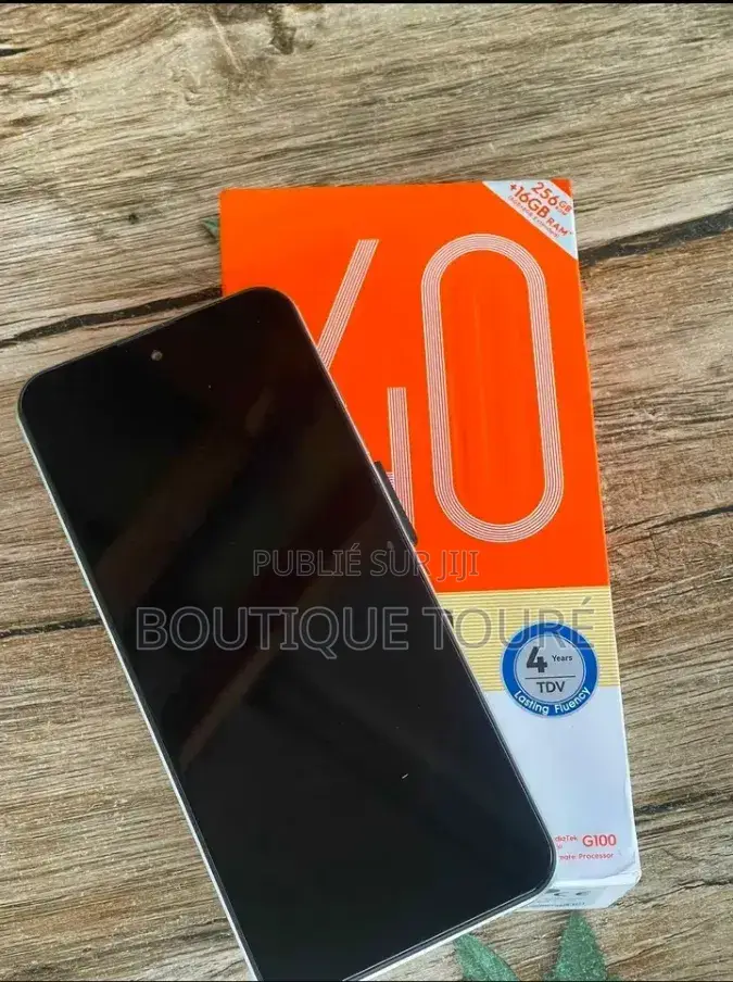 Nouveau Tecno Spark 40 256 GB Blanc