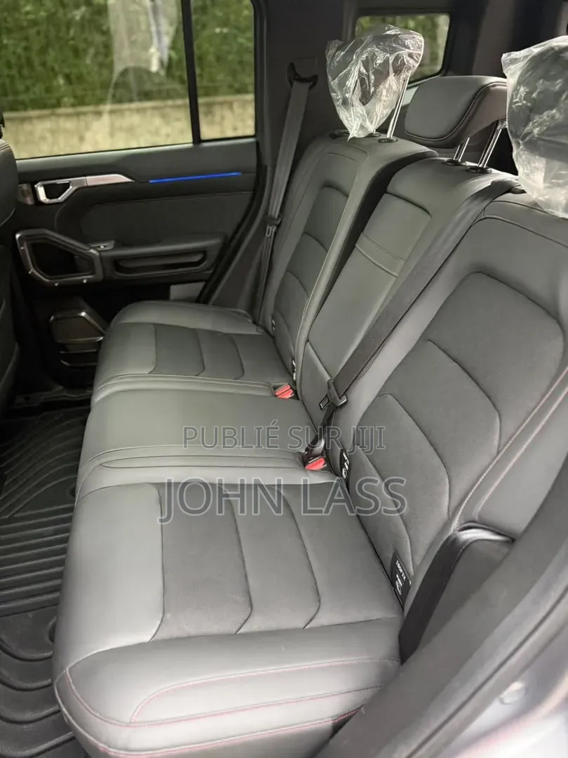 Jetour T2 2026 Gris