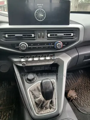 Changan BenBen 2021 Gris