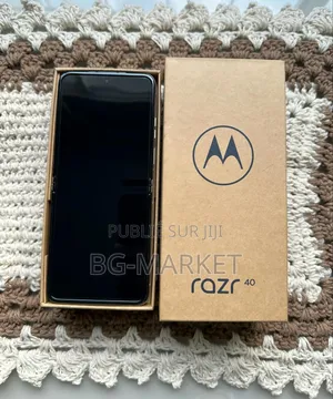 Nouveau Motorola Razr 40 128 GB Blanc