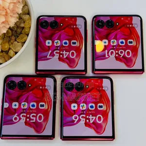Nouveau Motorola Razr 50 256 GB Rouge