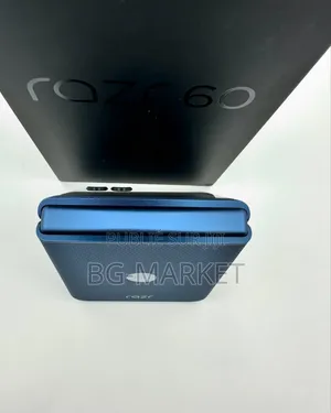 Nouveau Motorola Razr 60 256 GB Bleu