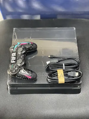 PlayStation 4 Slim