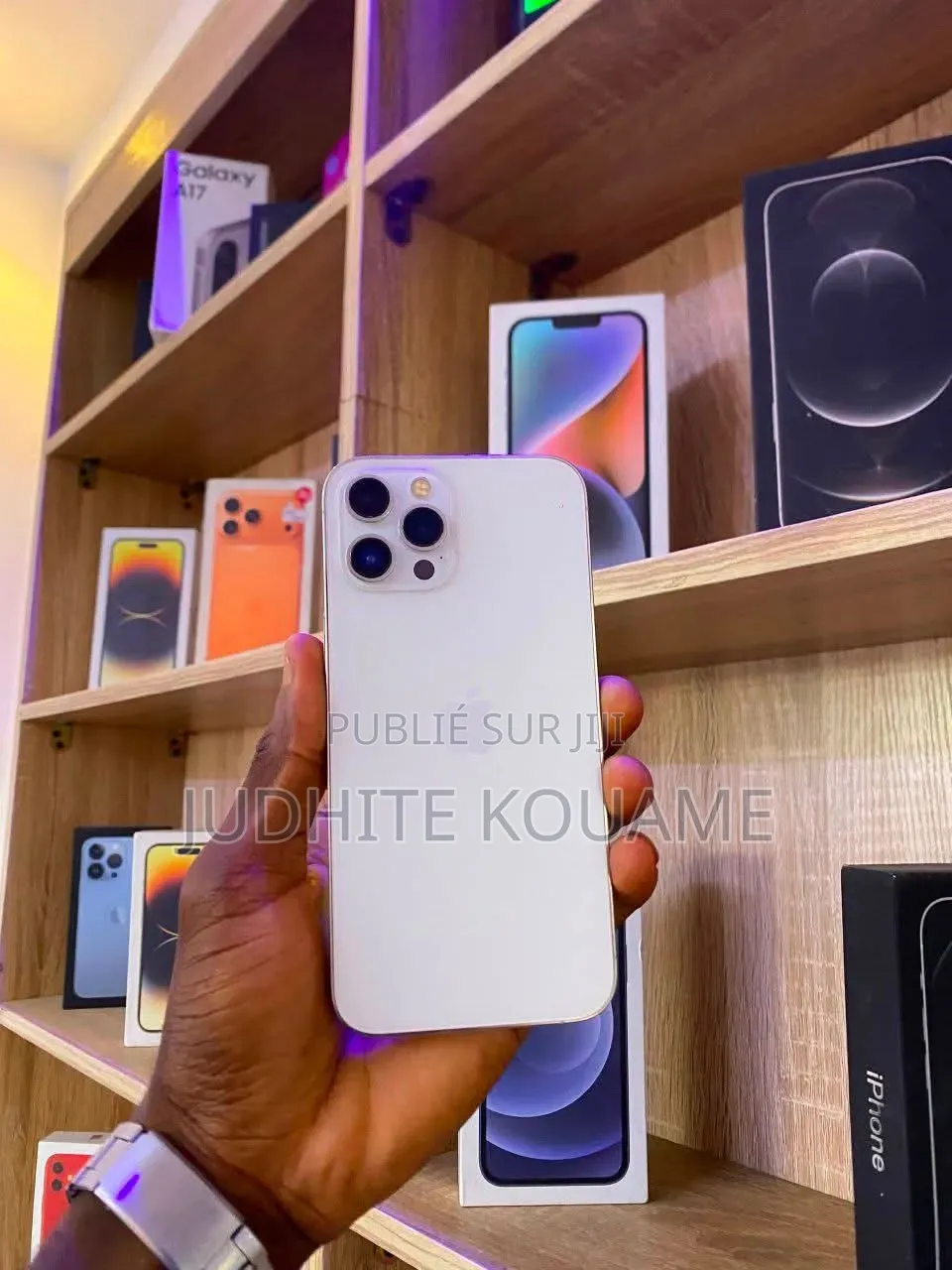 Nouveau Apple iPhone 13 Pro 256 GB Doré