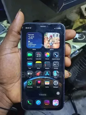 Apple iPhone 11 64 GB Autre