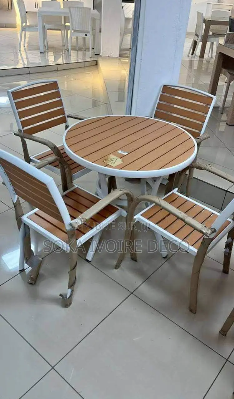 Table À Manger 4 Chaises