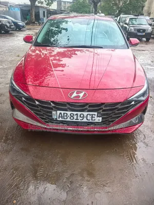 Hyundai Elantra 2022 Rouge