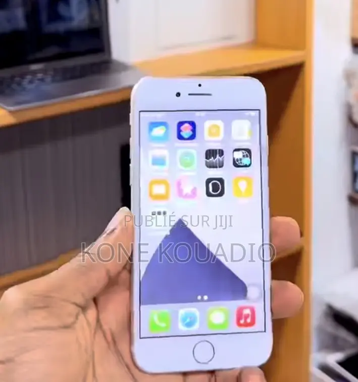 Nouveau Apple iPhone 7 128 GB Argenté