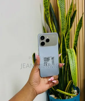 Nouveau Tecno Spark 40 128 GB Gris