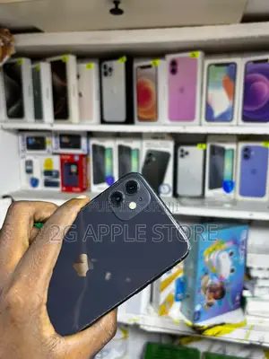 Nouveau Apple iPhone 11 64 GB Noir