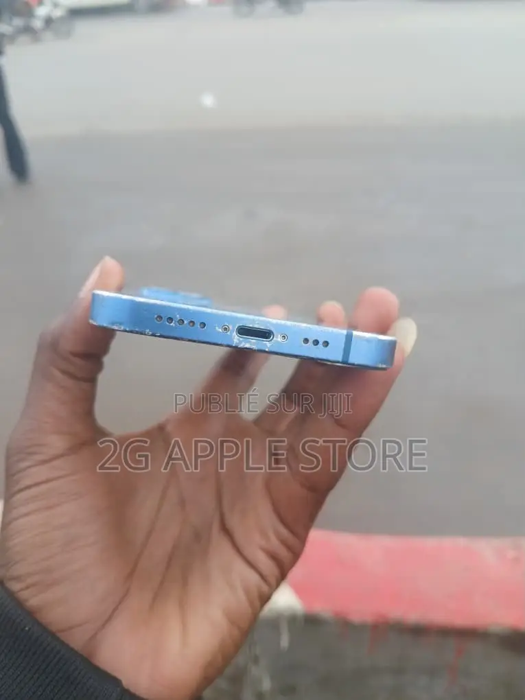 Apple iPhone 13 128 GB Bleu