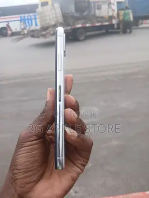 Apple iPhone X 64 GB Blanc