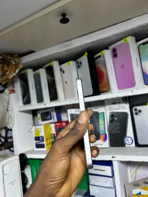 Nouveau Apple iPhone 13 128 GB Rose