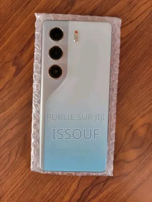 Nouveau Tecno Camon 40 Pro 4G 256 GB Autre