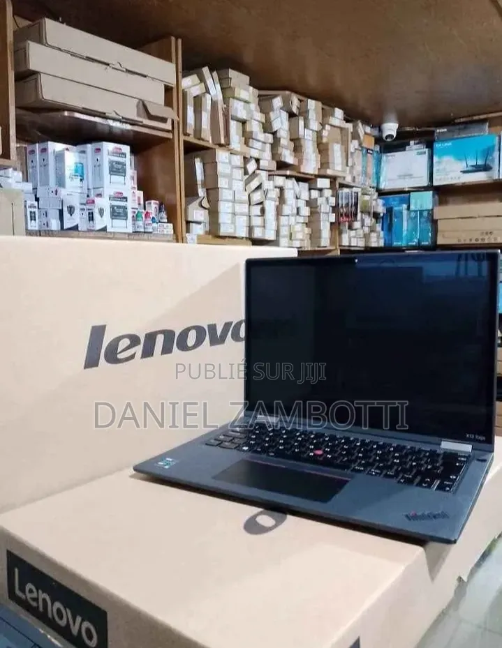 Nouveau HP EliteBook 840 G3 16GB Intel Core i5 eMMC 512GB