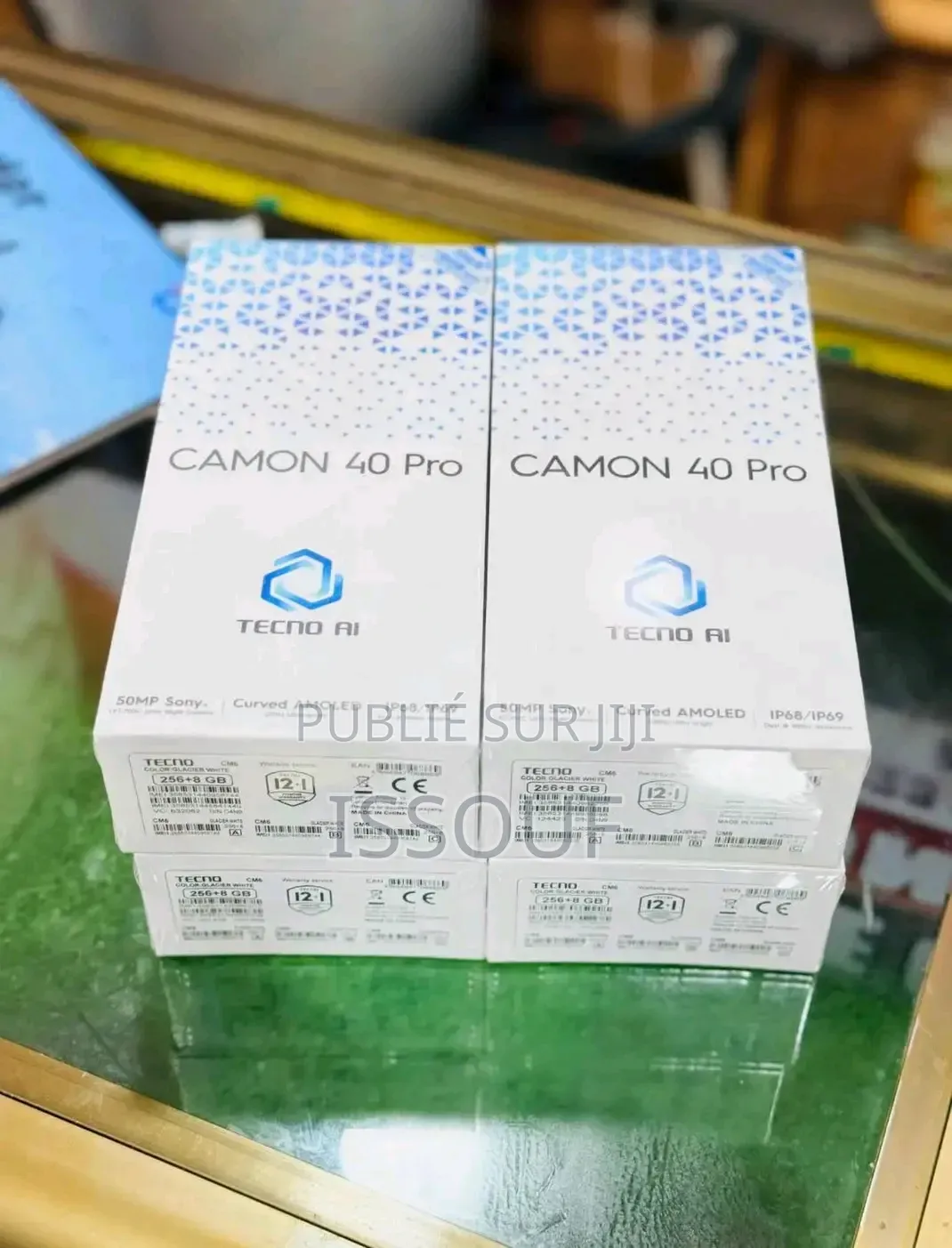 Nouveau Tecno Camon 40 Pro 4G 256 GB Autre