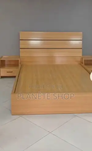 Lit Moderne en Bois