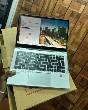 Nouveau Ordinateur de bureau HP 200 G4 16GB Intel Core i5 eMMC 512GB