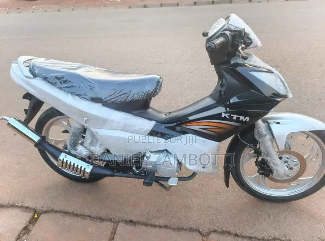 Nouveau KTM Duke 125 2025 Noir