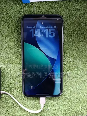 Nouveau Apple iPhone 11 64 GB Noir