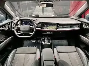 Nouveau Audi Q4 e-tron 2026 Beige