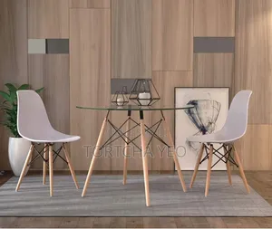 Table Ronde Verre + Chaises Scandinaves Eiffel