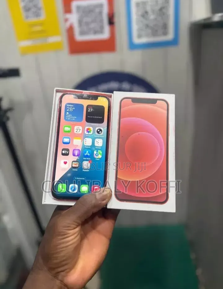 Nouveau Apple iPhone 12 64 GB Rouge