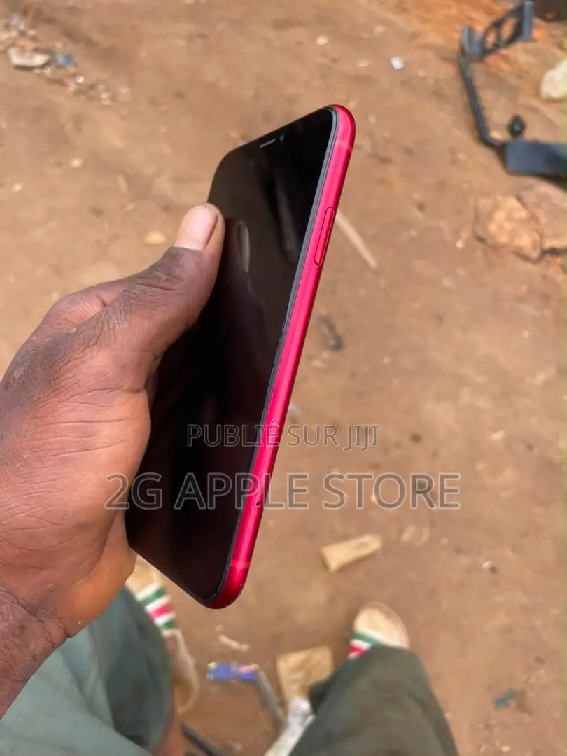 Nouveau Apple iPhone XR 64 GB Rouge