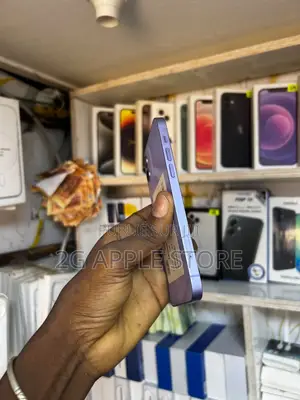 Nouveau Apple iPhone 12 64 GB Violet