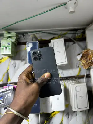 Nouveau Apple iPhone 12 Pro 128 GB Bleu