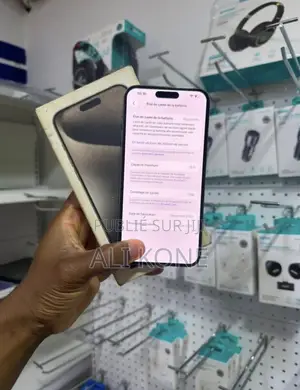 Nouveau Apple iPhone 15 Pro Max 512 GB Autre