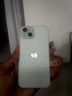 Apple iPhone 15 128 GB Vert
