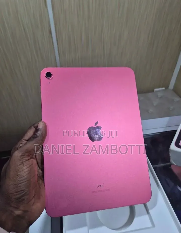 Nouveau Apple iPad (2025) 4 GB Argenté