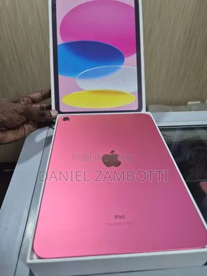 Nouveau Apple iPad (2025) 4 GB Argenté