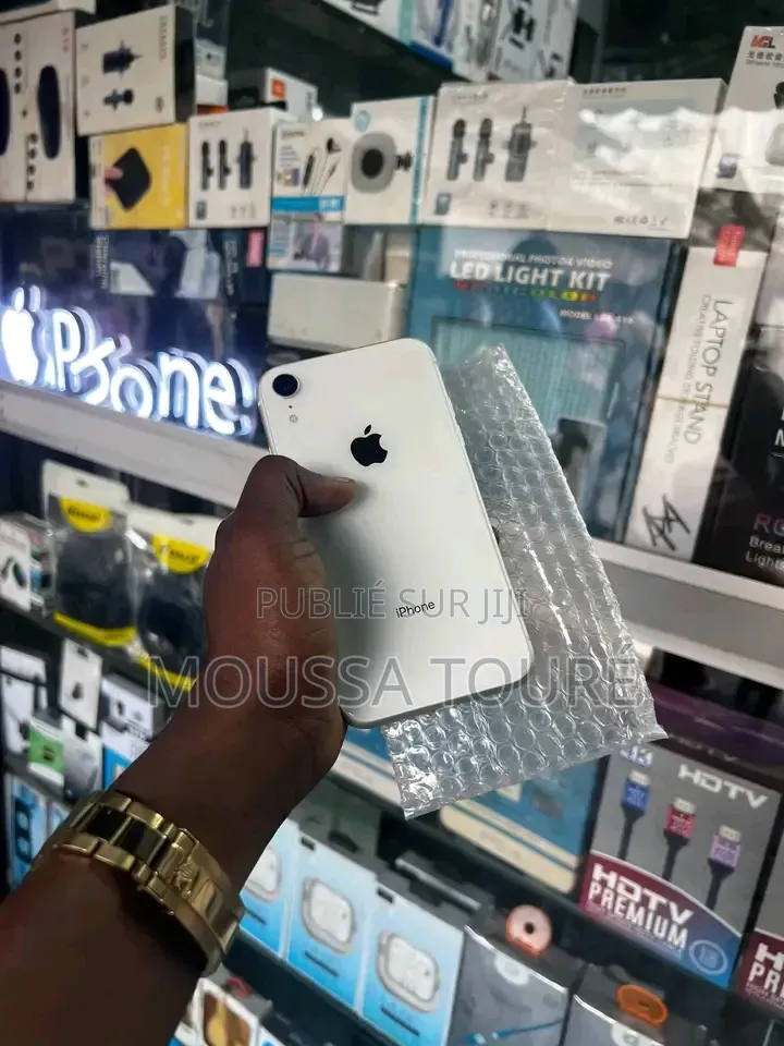 Nouveau Apple iPhone XR 128 GB Blanc