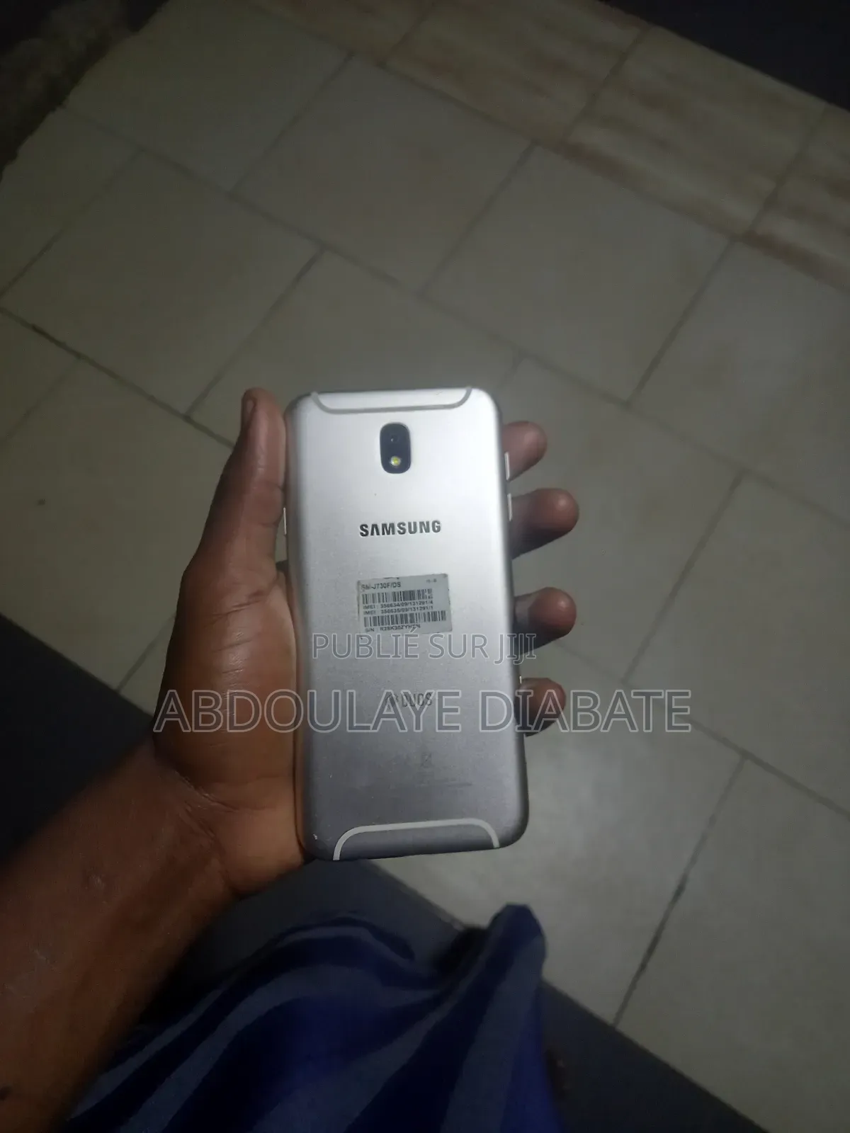 Samsung Galaxy J7 Pro 32 GB Argenté