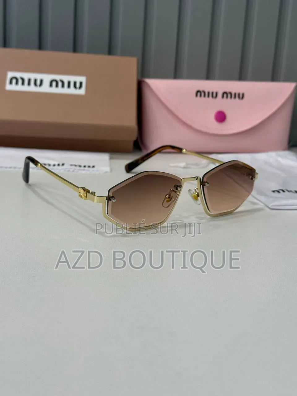 Lunettes De Soleil MIU MIU - Édition Tendance