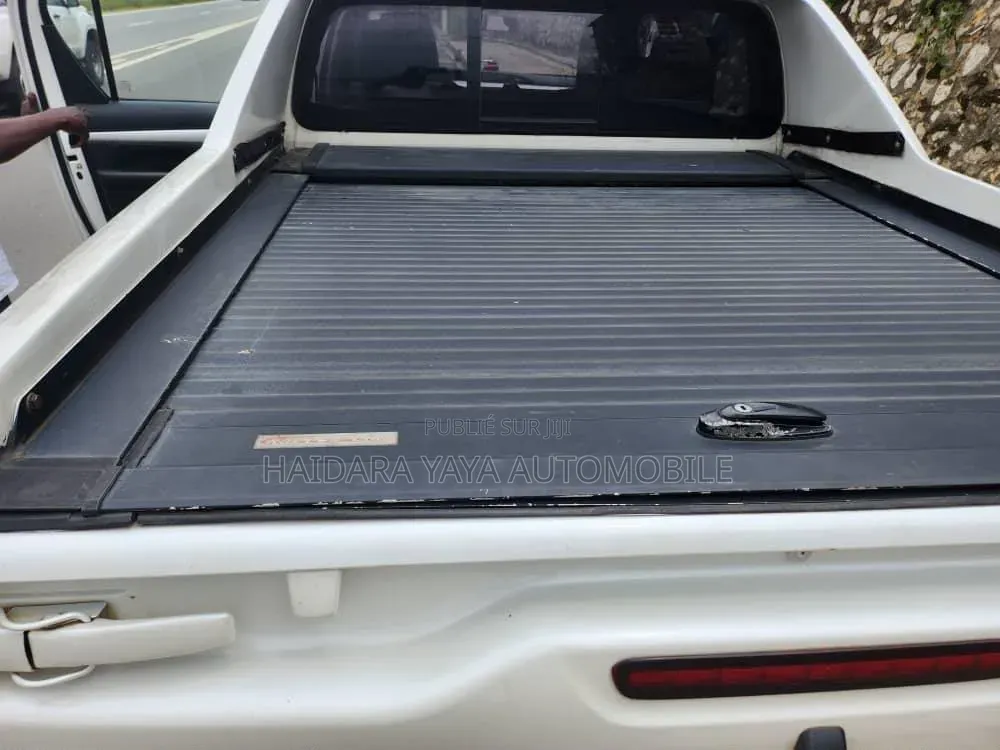 Toyota Hilux 2022 Gris