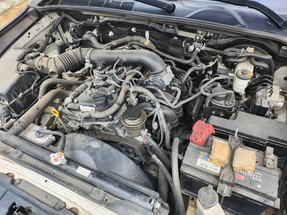 Toyota Hilux 2022 Gris