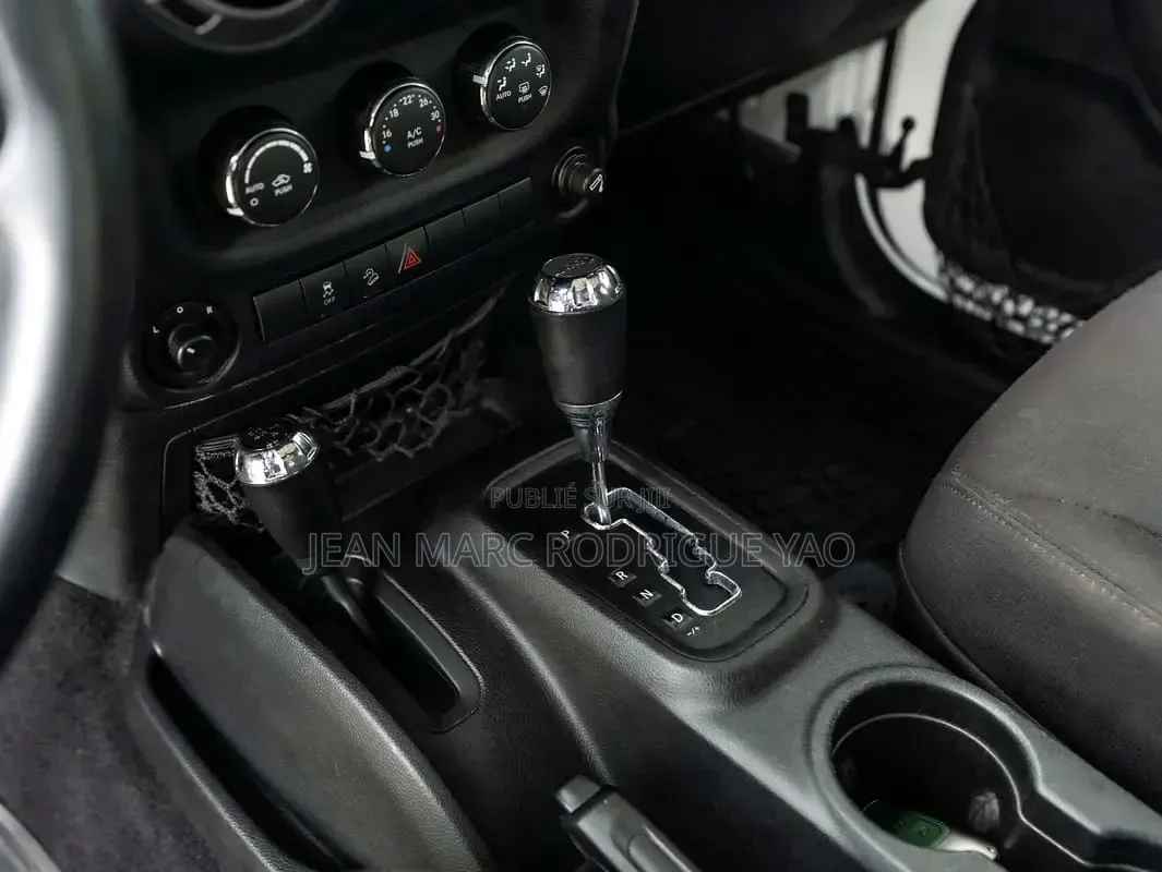 Nouveau Jeep Wrangler 2026 Blanc cassé